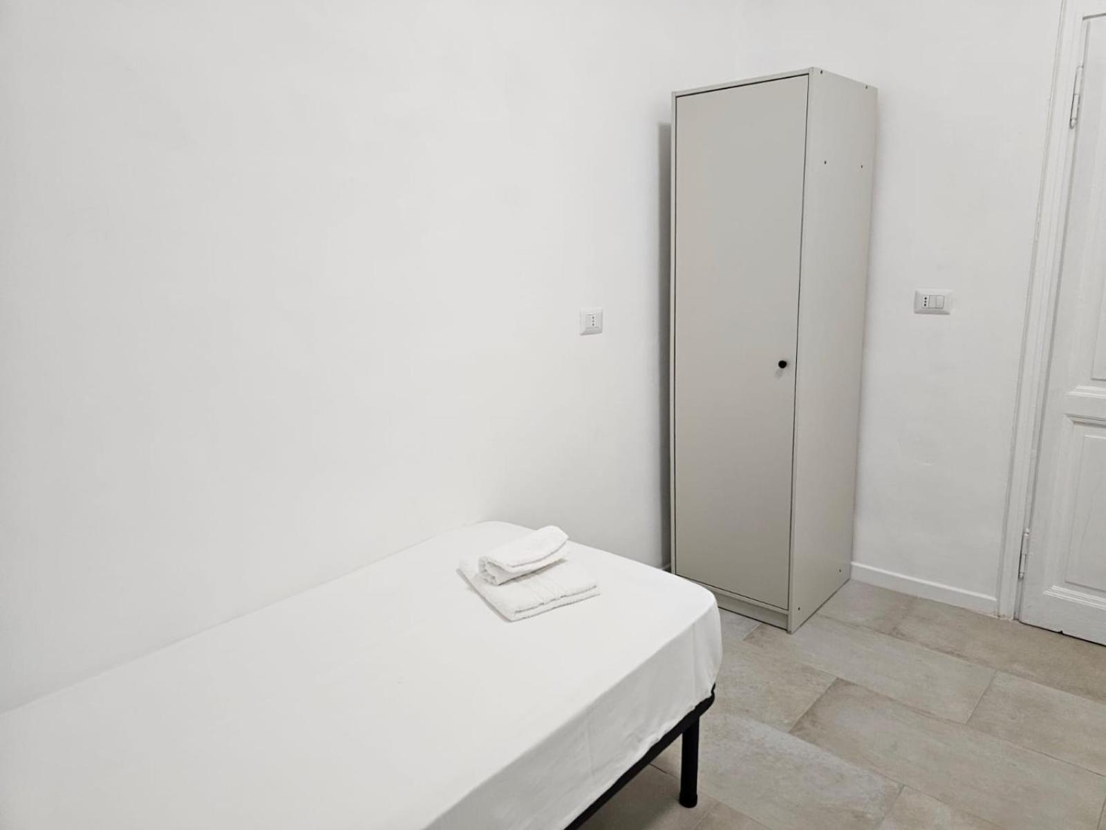 Hotel Raynova Roma Esterno foto